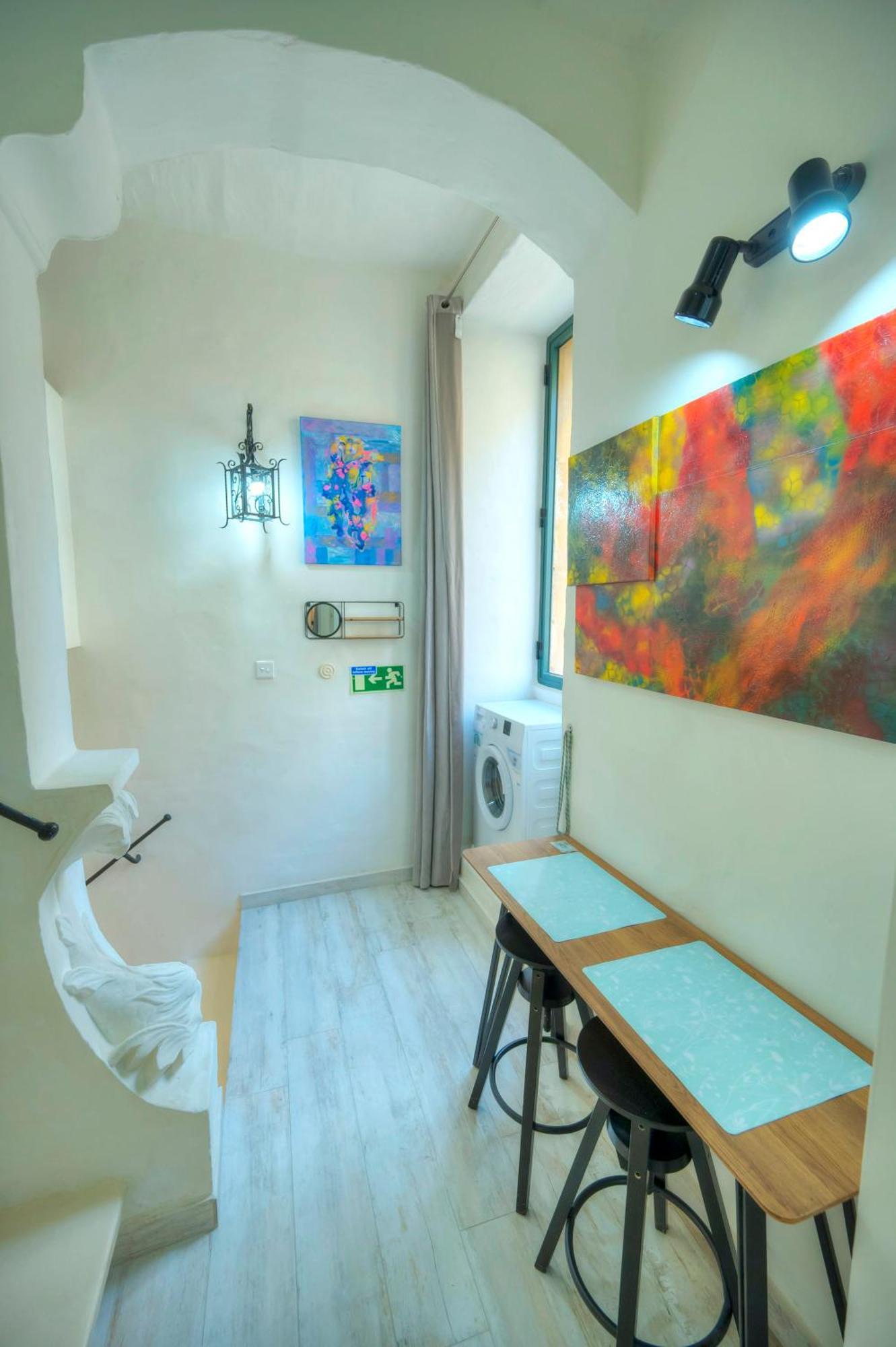 Charming 3 Storey Apartment In Valletta Centre, Ngri1-1 מראה חיצוני תמונה